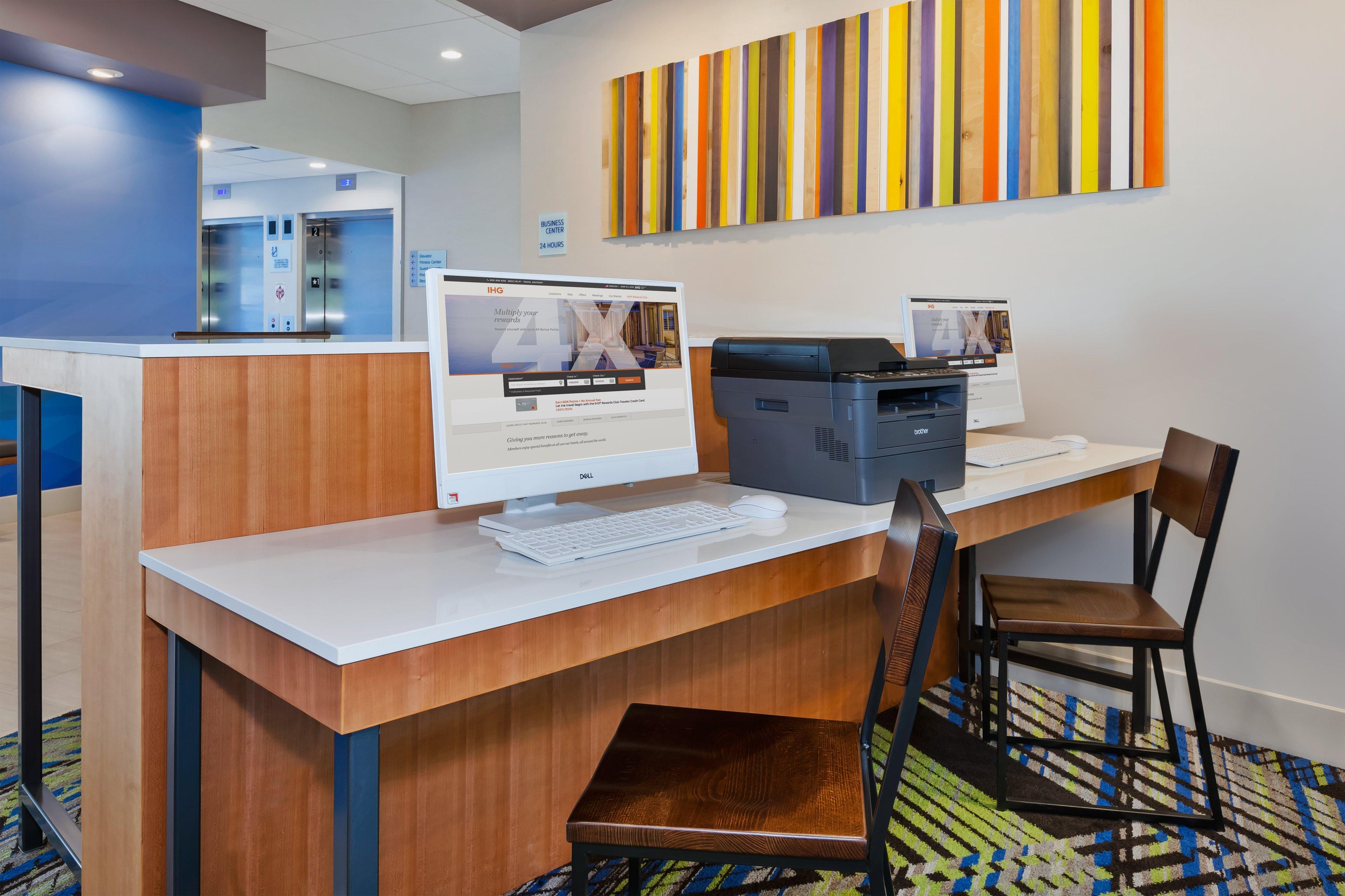 Holiday Inn Express & Suites - Grand Rapids Airport - South By Ihg Esterno foto