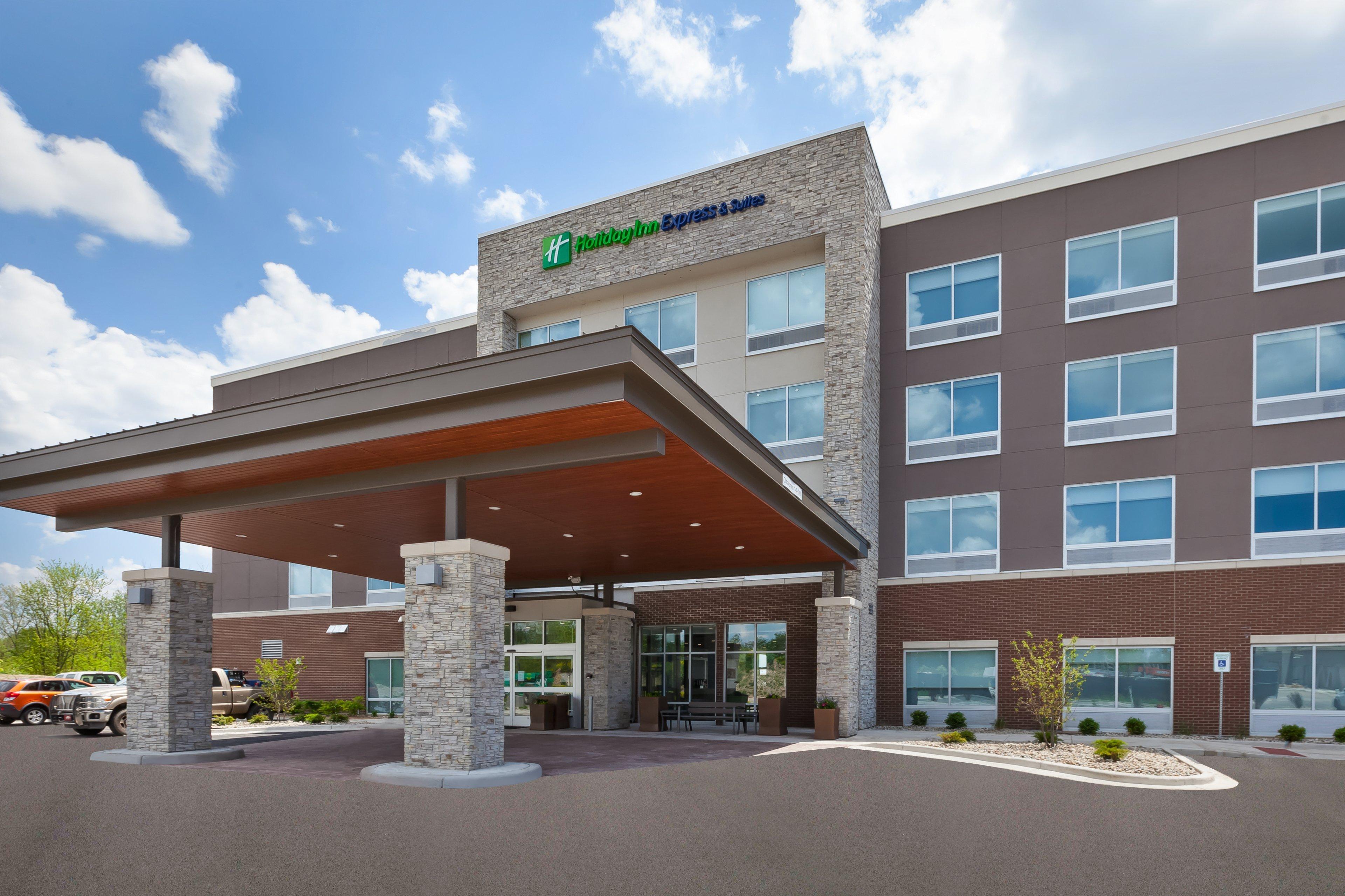 Holiday Inn Express & Suites - Grand Rapids Airport - South By Ihg Esterno foto