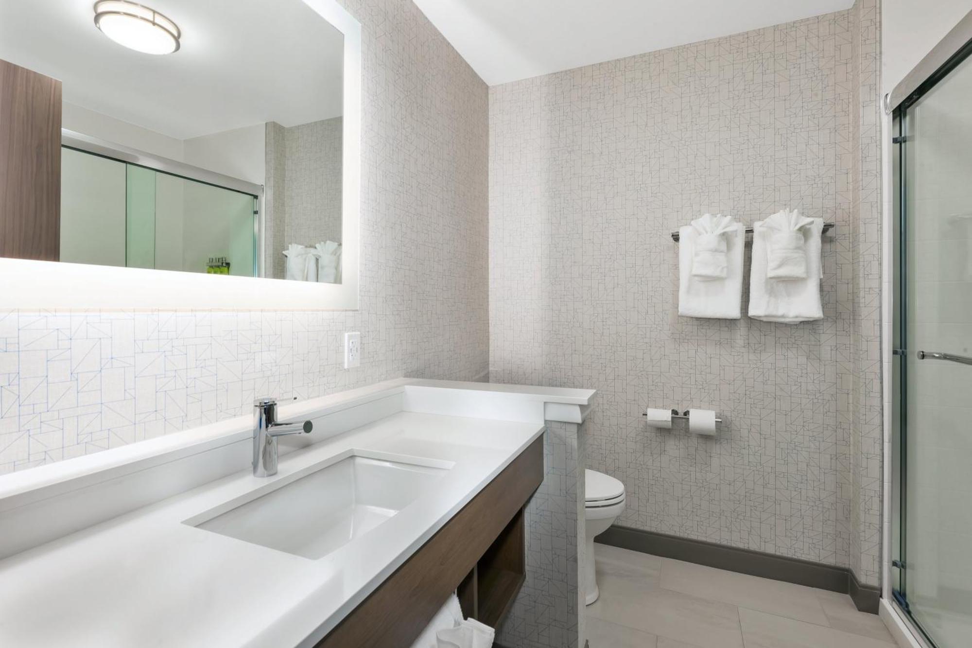 Holiday Inn Express & Suites - Grand Rapids Airport - South By Ihg Esterno foto