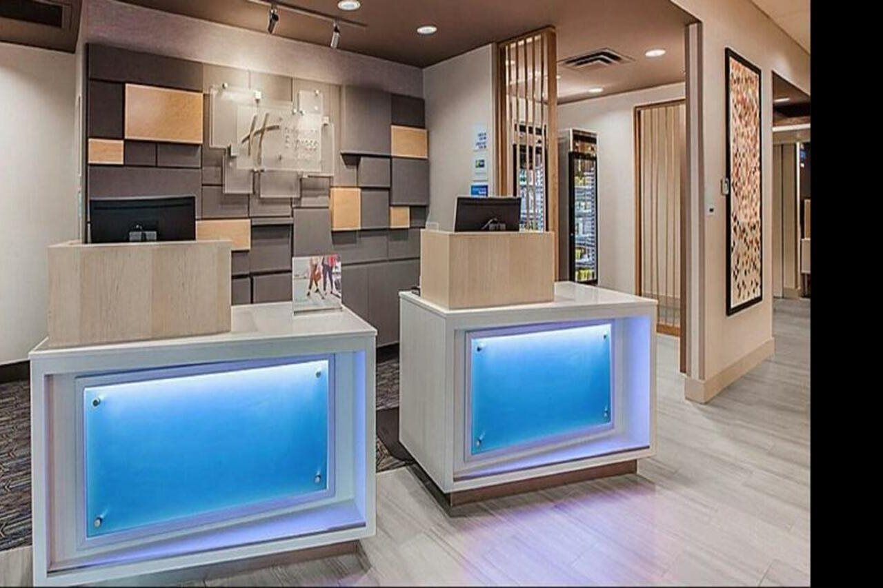 Holiday Inn Express & Suites - Grand Rapids Airport - South By Ihg Esterno foto